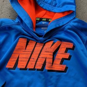 Nike Shirts & Tops - Nike sweatshirt hoodie Nike Shirts & Tops - Nike sweatshirt hoodie